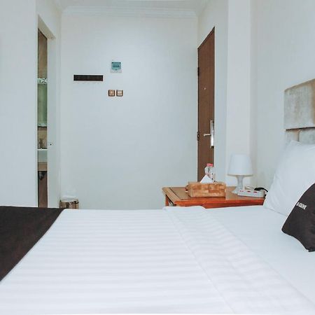 Ds Colive Marina Airport Hotel Semarang Luaran gambar