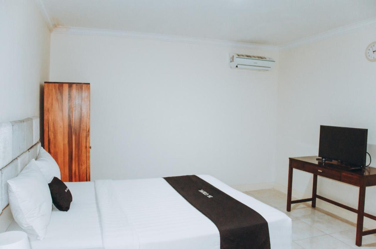 Ds Colive Marina Airport Hotel Semarang Luaran gambar
